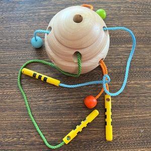 Guidecraft Beehive Lacing Puzzle